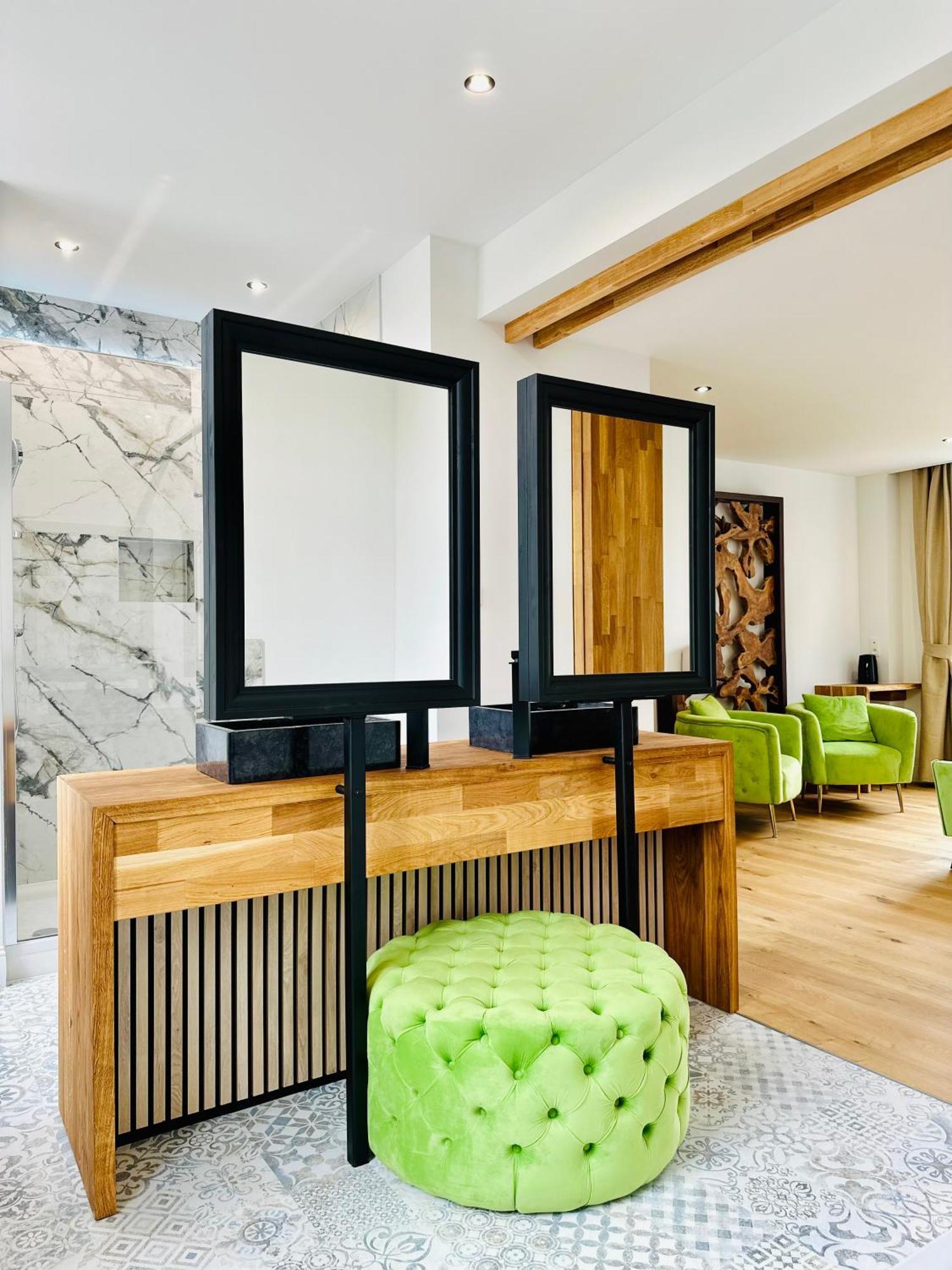 Suite De Luxe Au Chateau 105 Tinlot Ngoại thất bức ảnh